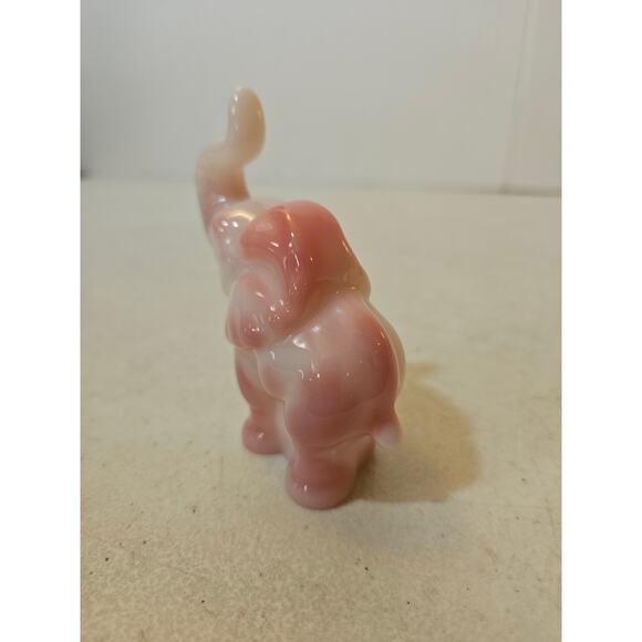 Vintage Fenton Shiny Pink Swirl Art Glass Standing Elephant Figurine Marked - Picture 2 of 8